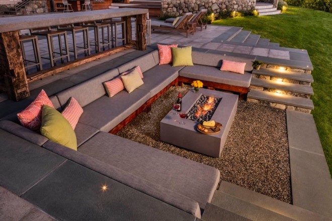 BEAUTIFY YOUR GREENWICH HOME WITH A LANDSCAPE LIGHTING DESIGNER BEAUTIFY YOUR GREENWICH HOME WITH A LANDSCAPE LIGHTING DESIGNER